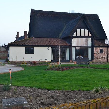 Wortwell Hall Barn Exterior foto