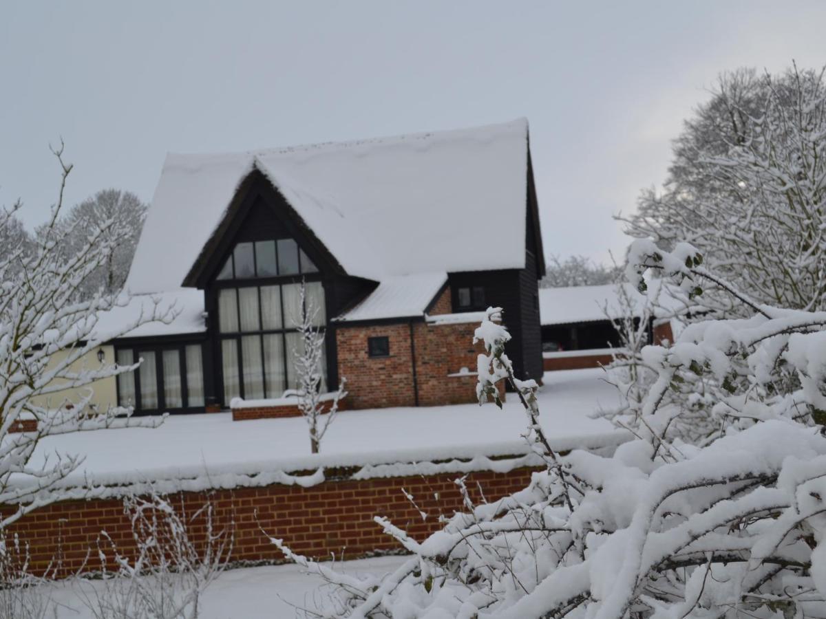 Wortwell Hall Barn Exterior foto