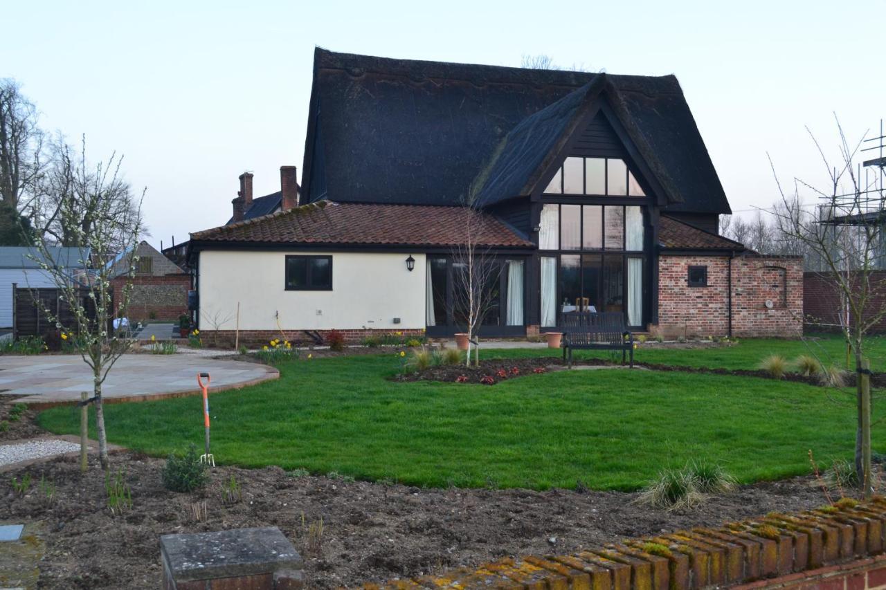 Wortwell Hall Barn Exterior foto